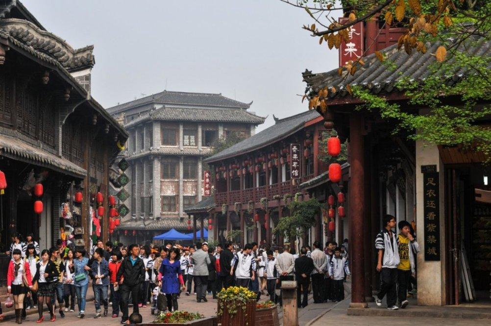 焦点访谈：天路送氧人